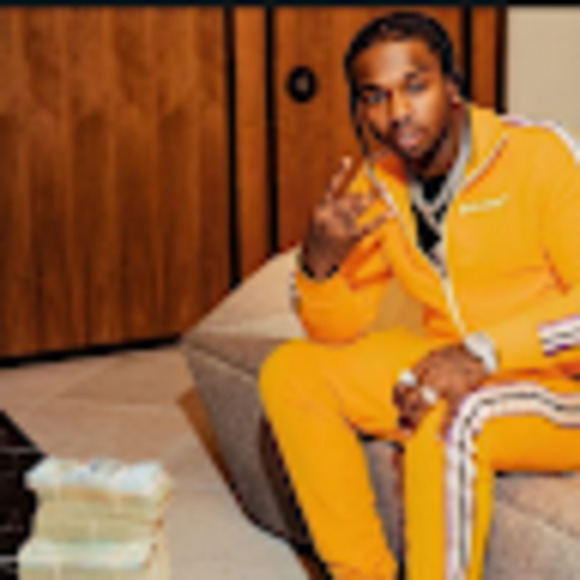 Meet your Posher, Queen - Picture 1 of 1